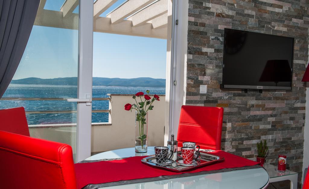 Penthouse Filka Apartment Mimice Exterior photo