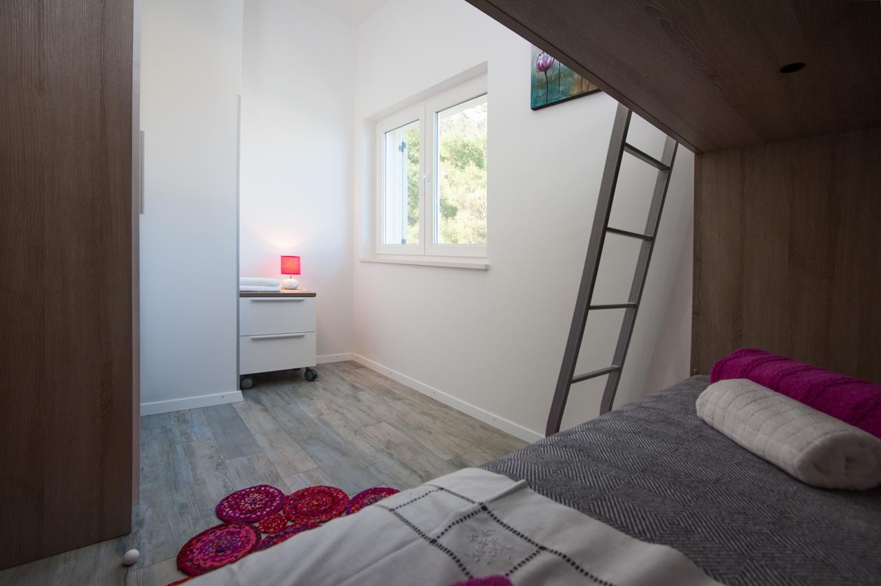 Penthouse Filka Apartment Mimice Room photo